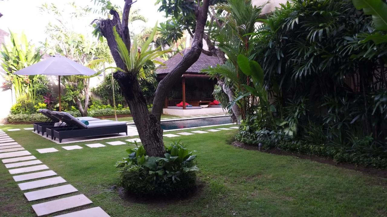 Villa Zanissa Seminyak Buitenkant foto